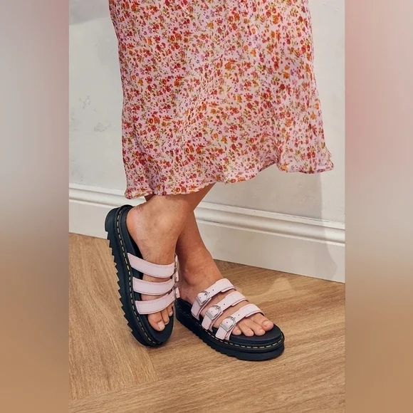 NWOT Dr. Martens Blaire Slide Platform Sandal Chalk Pink - Picture 1 of 12